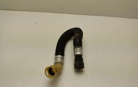Ford Mustang VI Engine coolant pipe/hose FR3318K579CC