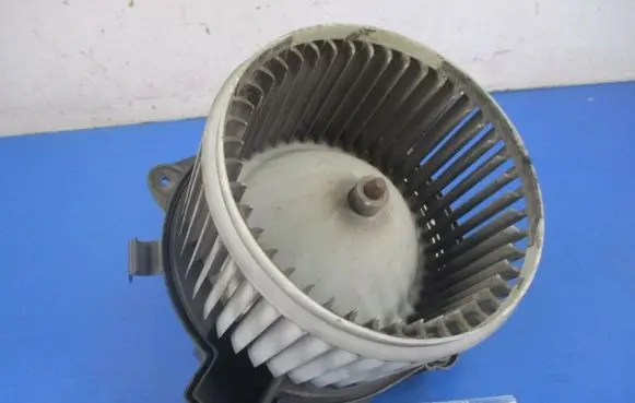 Fiat Bravo Heater fan/blower 5G7833100