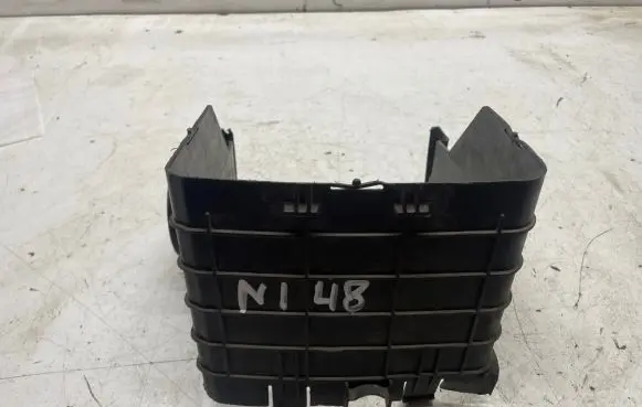 Skoda Octavia Mk2 (1Z) Battery box tray cover/lid 1K0915335C