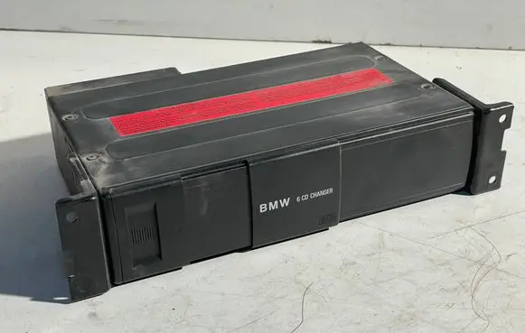 BMW 3 E46 CD/DVD changer 65128377049 8377049