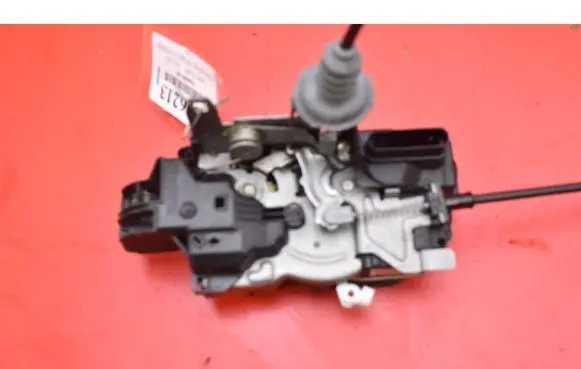 Volvo XC90 Front door lock 31349894