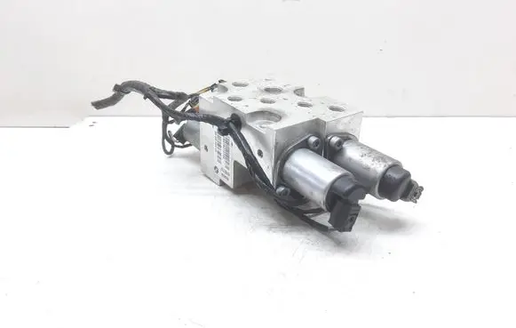 BMW X6 M Active stabilizer control/valve assembly 6782737