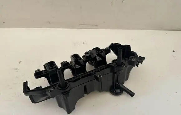 Renault Scenic IV - Grand scenic IV Rocker cam cover 118306606R