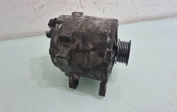 Volkswagen Touareg I Generator/alternator 059903015P