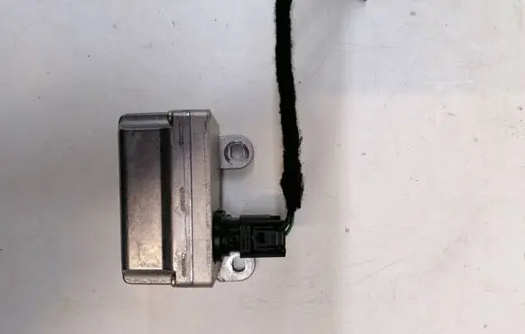 Mercedes-Benz ML W163 ESP acceleration yaw rate sensor A0025428918 10098515064 448801001025