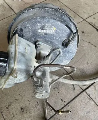 Volvo S80 Brake booster
