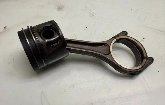 Land Rover Range Rover Sport L320 Piston with connecting rod H268X 368DT