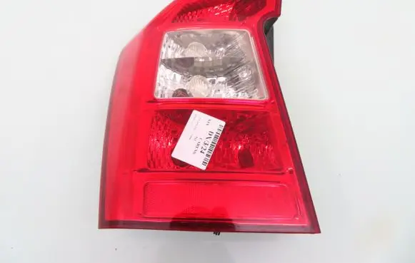 KIA Carens III Rear/tail lights