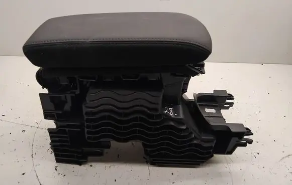 Peugeot 208 II Armrest 114724AO 114763AO