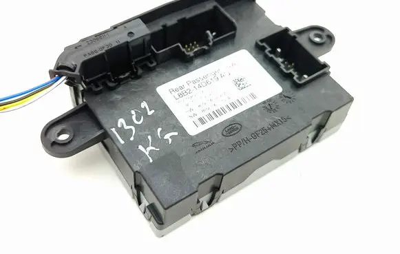 Land Rover Range Rover Velar Door control unit/module L8B214D619AG