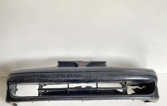 Mitsubishi Eclipse Front bumper MB861910