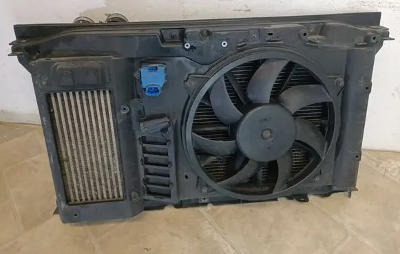 Peugeot 308 Radiator support slam panel