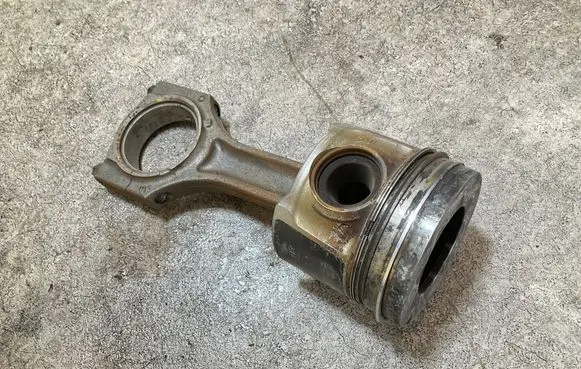 BMW 3 F30 F35 F31 Piston with connecting rod 