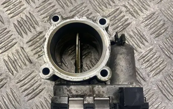 Mercedes-Benz ML W164 Engine shut-off valve A6420900270