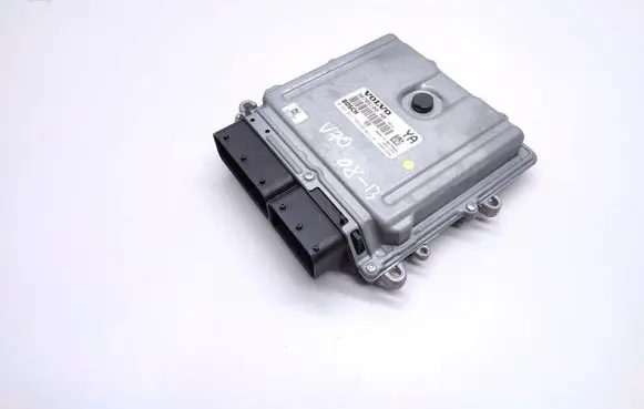 Volvo V70 Engine control unit/module 30785100 0281012765 18931252