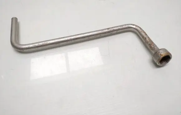 BMW 5 E60 E61 Wheel nut wrench 