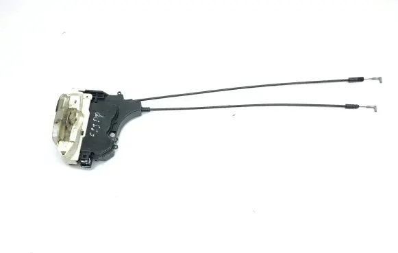 Mitsubishi Outlander Front door lock