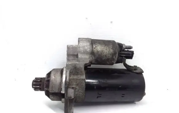 Skoda Yeti (5L) Starter motor 0001123038 02M911024