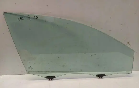 Honda CR-V Front windscreen/windshield window 
