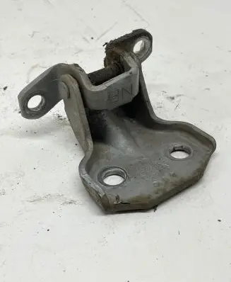 Subaru Forester SG Front door upper hinge