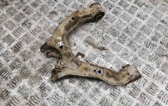 Mitsubishi Pajero Front lower control arm/wishbone