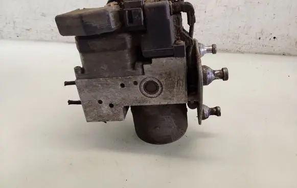 Volkswagen II LT ABS Pump 0285220488 0004460789