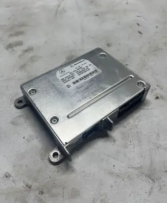 Mercedes-Benz E W211 Bluetooth control unit module A2118705526 DM70766418