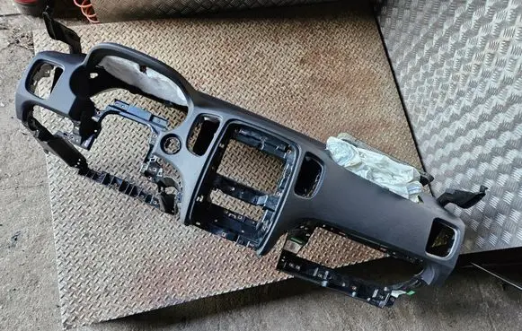 Dodge Durango III Dashboard P68195937AA 68195937AA P01346A73BL