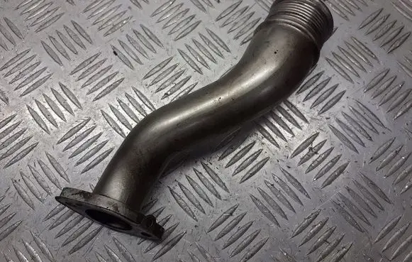Opel Insignia A EGR valve line/pipe/hose