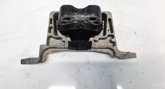 Ford Focus Engine mount bracket 3M516F012CG