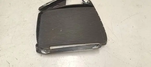 Front bumper lower grill