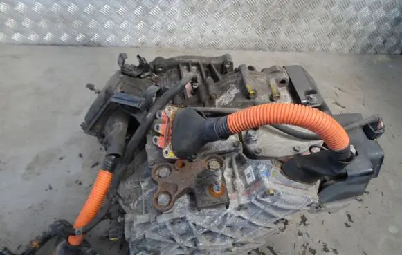 Toyota Prius (XW20) Automatic gearbox 3558047010