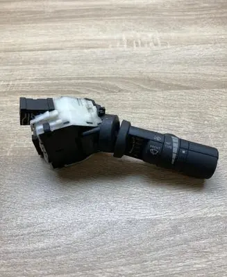 Infiniti G35 Wiper control stalk 2Y26SD WiperstalkInfiniti