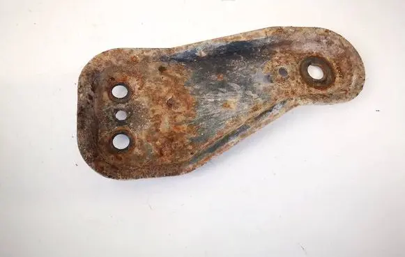 Skoda Fabia Mk1 (6Y) Engine mounting bracket