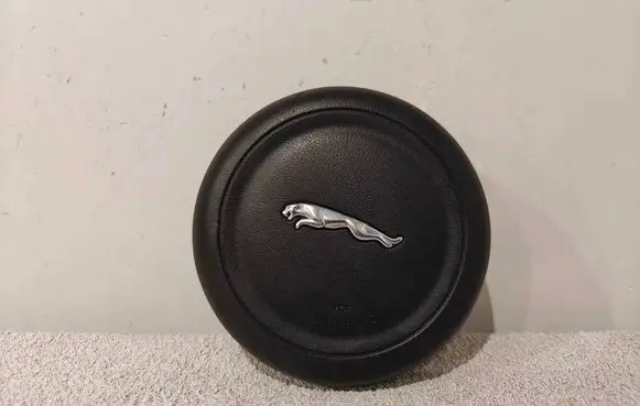 Jaguar XE Steering wheel airbag 3084484