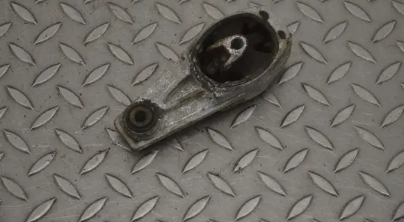 Opel Crossland X Engine mount bracket 9802483730