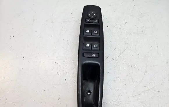 Renault Megane III Electric window control switch 809610016R
