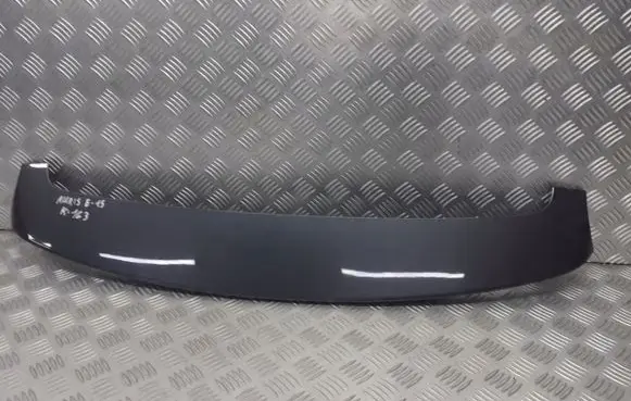 Toyota Auris 150 Rear window tailgate spoiler 75085-0207