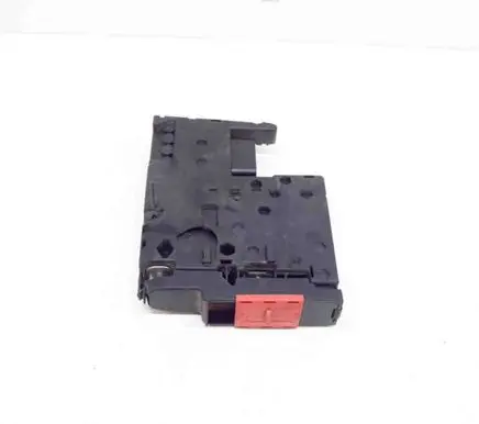 Mercedes-Benz E A207 Fuse module