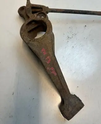 Volkswagen Transporter - Caravelle T3 Front lower control arm/wishbone 213123