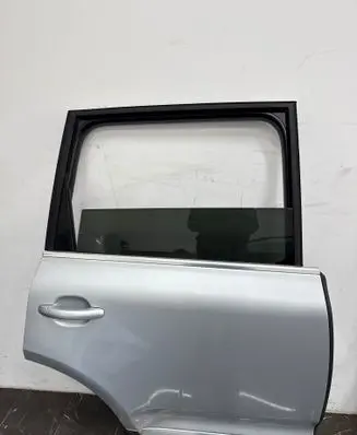 Volkswagen Touareg I Rear door 