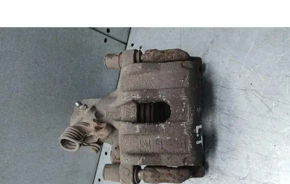 Mazda 3 I Rear brake caliper