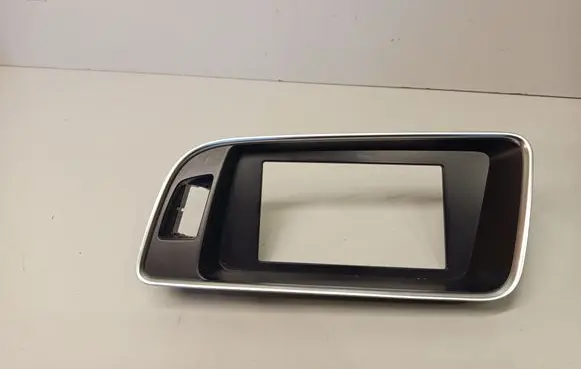Audi Q5 SQ5 Radio/GPS head unit trim 8R2857186G 8R2857186
