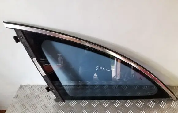 Mercedes-Benz R W251 Rear side window