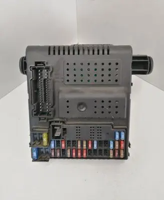 Volvo XC90 Fuse module 30786476