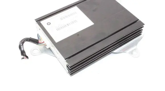 Jeep Compass Sound amplifier 05064141AL