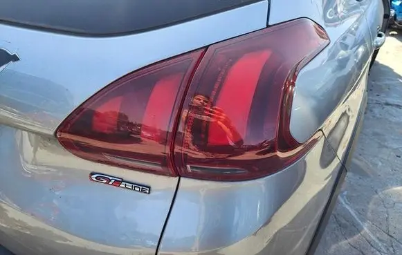 Peugeot 2008 I Rear/tail lights set 