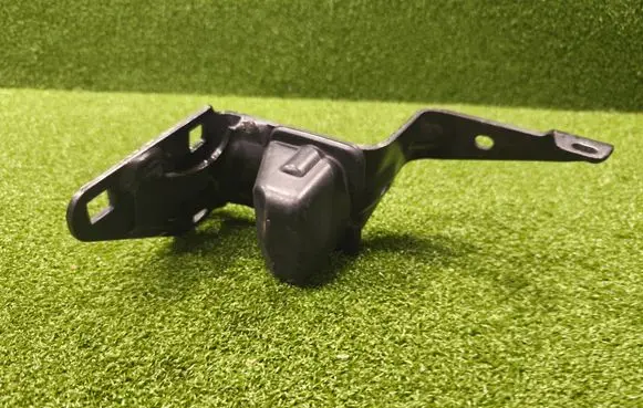 Renault Master III Sliding door upper roller guide/hinge 77795067R