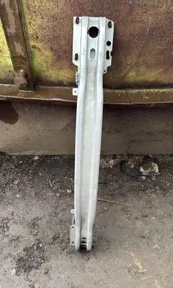 Volvo S80 Front bumper cross member 30791152