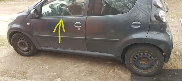 Citroen C1 Front door window glass four-door
